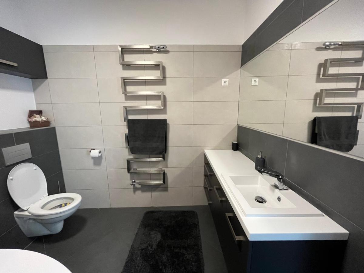 Bagoly Apartman Eger Esterno foto